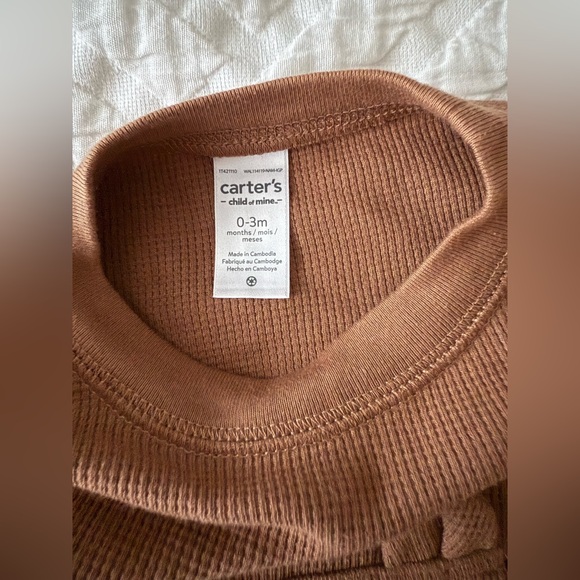 NWOT - Carter’s Matching Set - Picture 4 of 7